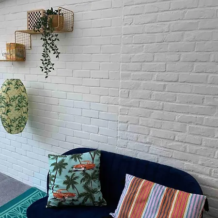 Spacious Flat With Lounge Terrace, Near The Sea